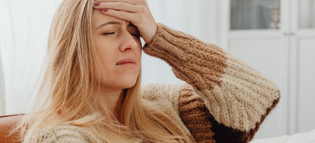 migraine femme mal de tête hormones